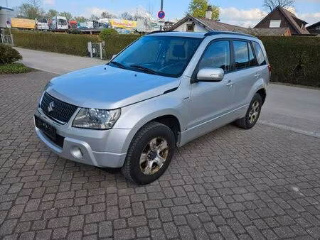 Suzuki Grand Vitara 1.9 129 4x4