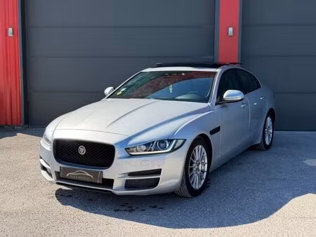 Jaguar XE D165 2.0 163 Prestige