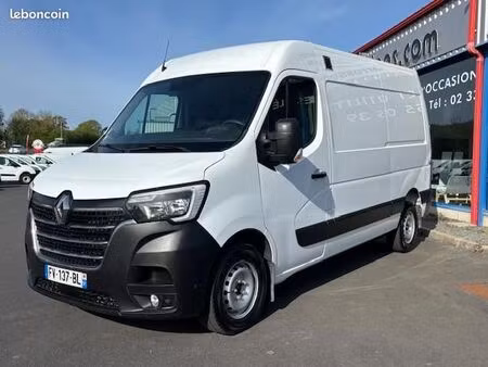 Renault Master 2.3 dCi 180