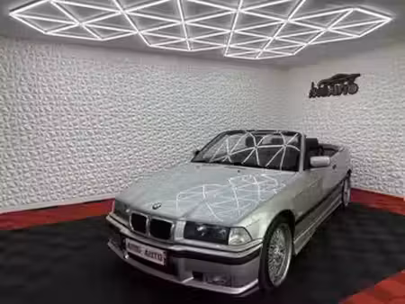 BMW Série 3 328i
