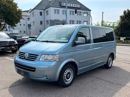 Volkswagen Transporter T5 2.5 TDI 174