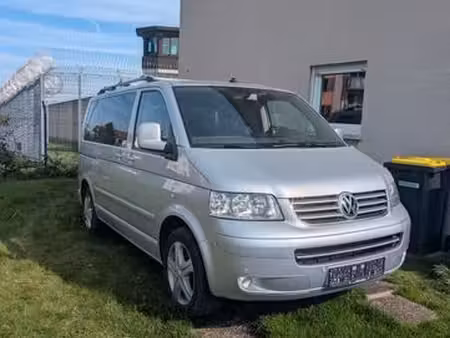 Volkswagen Transporter T5 2.5 TDI 131