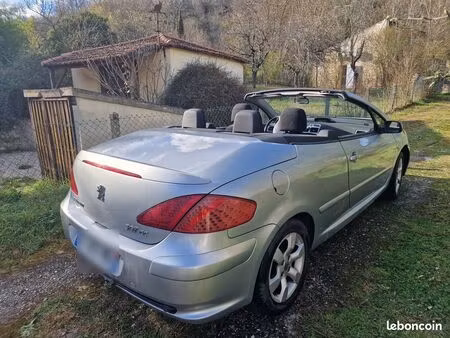 Peugeot 307 CC 2.0 HDi 136