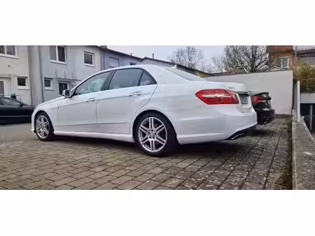 Mercedes-Benz Classe E E 300 252 Avantgarde 4Matic