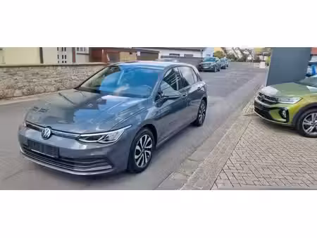Volkswagen Golf 1.5 TSI