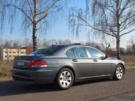 BMW Série 7 730d 3.0 231
