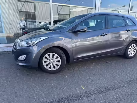 Hyundai i30 1.6 CRDi 110