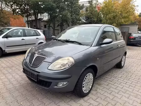 Lancia Ypsilon 1.4 95 Oro