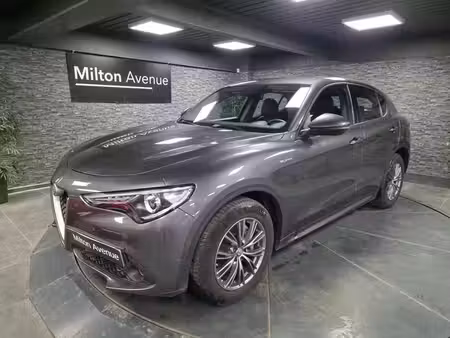 Alfa Romeo Stelvio 2.2