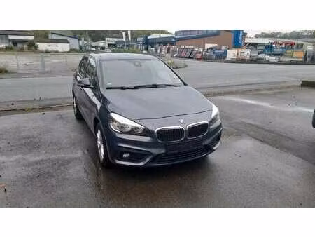 BMW Série 2 220i 2.0 192