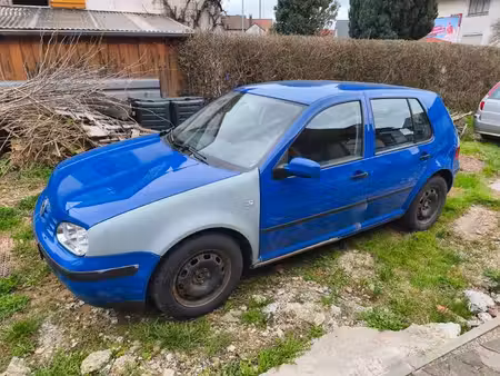 Volkswagen Golf 1.4 75 Base