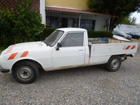 Peugeot 504 2.3