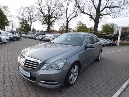 Mercedes-Benz Classe E E 200
