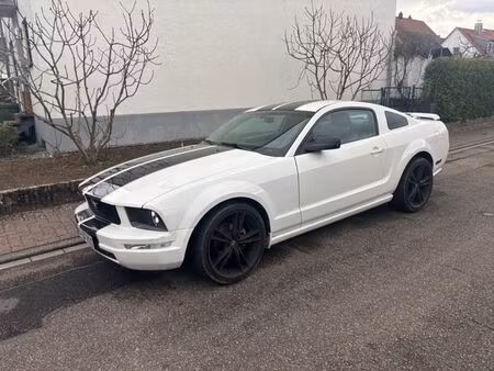 Ford Mustang 