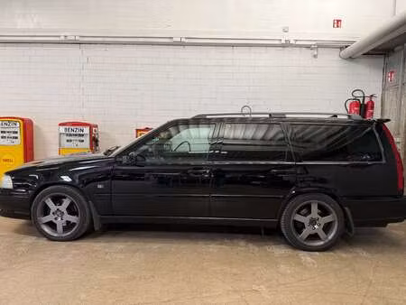Volvo V70 R 2.4 240