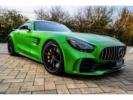 Mercedes-Benz AMG GT R V8 4.0 585