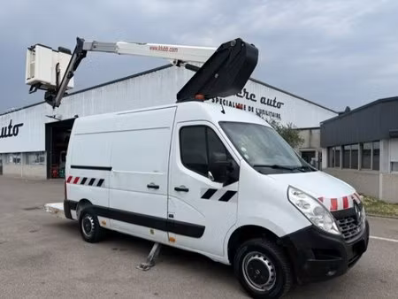Renault Master 2.3 dCi 130