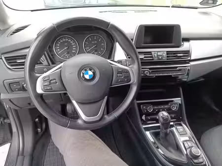 BMW Série 2 216d 1.5 116