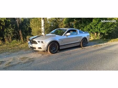 Ford Mustang V6 3.7