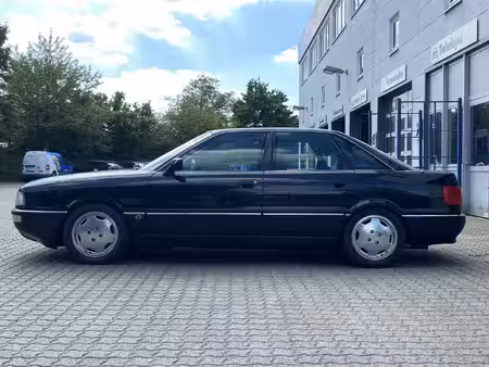 Audi 90 2.3
