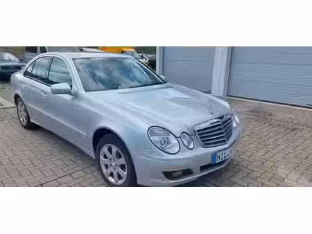 Mercedes-Benz Classe E E 200 2.1 CDI 136 Elegance