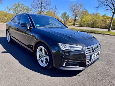 Audi A4 2.0 TDI 150 S line