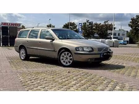 Volvo V70 2.4 144
