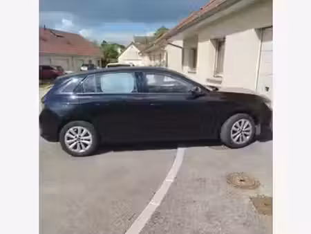 Opel Astra 1.2 110 Elegance