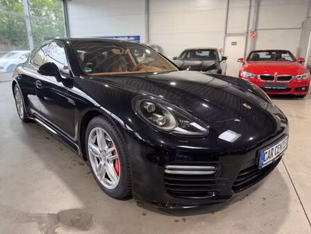 Porsche Panamera Turbo