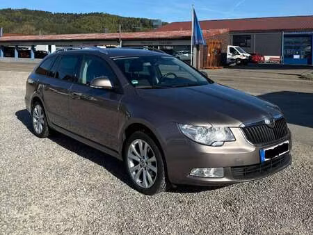 Škoda Superb 2.0 TDI 140 Comfort