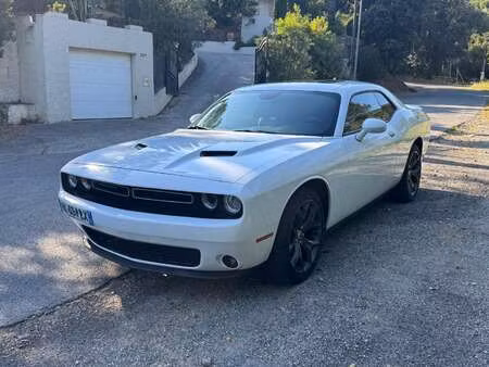 Dodge Challenger SXT V6 3.6