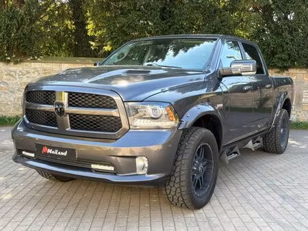Dodge RAM 1500 V8 5.7