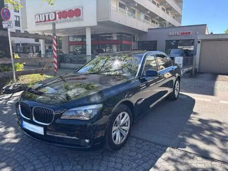 BMW Série 7 750i V8 4.4 407