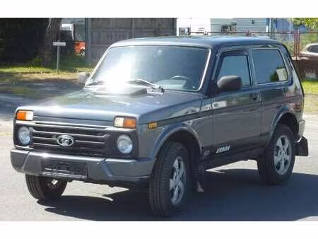 Lada Urban 1.7
