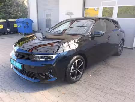 Opel Astra 1.2 130 GS