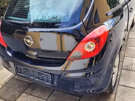 Opel Corsa 1.4 90 Cosmo