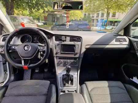 Volkswagen Golf 1.4 TSI 122 Confortline
