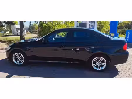 BMW Série 3 318i 2.0 143