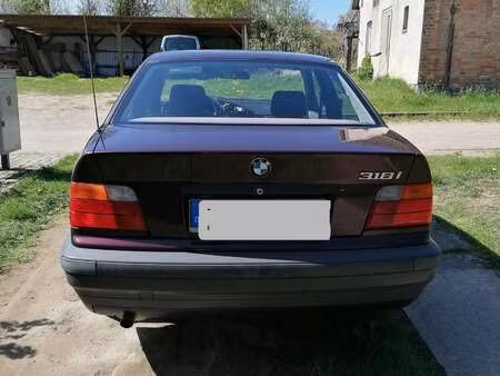 BMW Série 3 318i 1.8