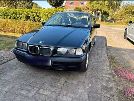 BMW Série 3 361i 1.9 105