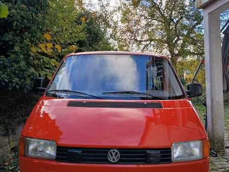 Volkswagen Transporter T4 2.5 TDI 102