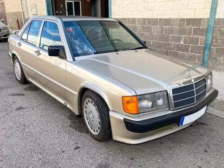 Mercedes-Benz 190 2.3 185
