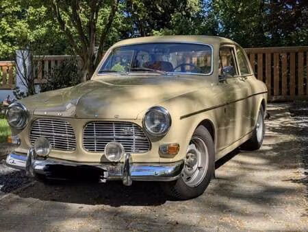 Volvo Amazon 121