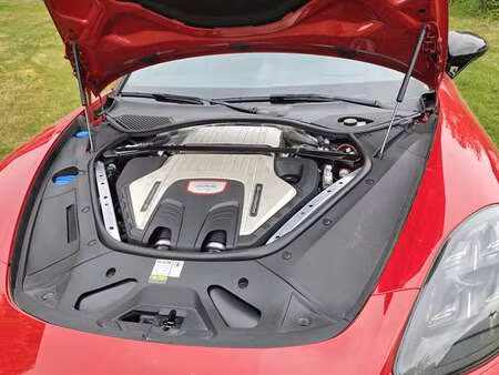 Porsche Panamera GTS V8 4.0 460 4x4