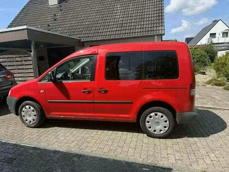 Volkswagen Caddy 1.6 TDI 102