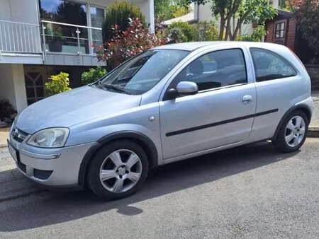 Opel Corsa 1.2 80