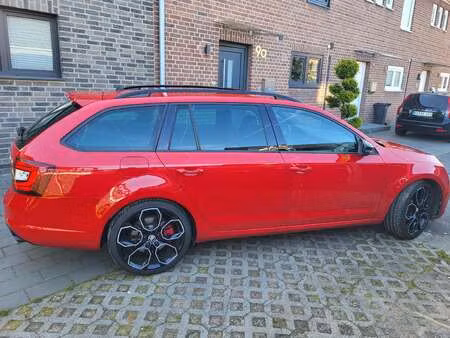 Škoda Octavia RS 2.0 TSI 245