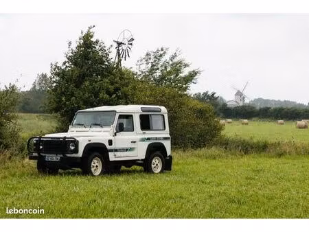 Land Rover Defender 2.5 122 4x4