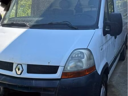 Renault Master 2.5 dCi 100