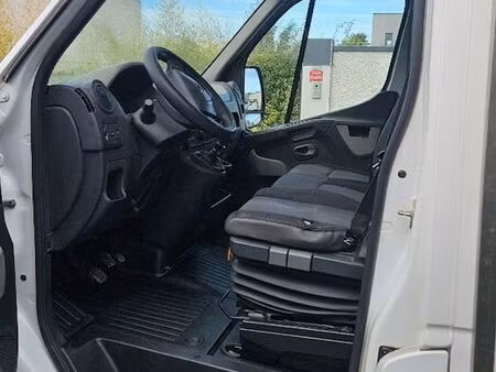 Renault Master 2.3 dCi 100